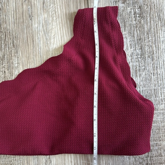 Women's Burgundy Sports Bra - Picture 8 of 9